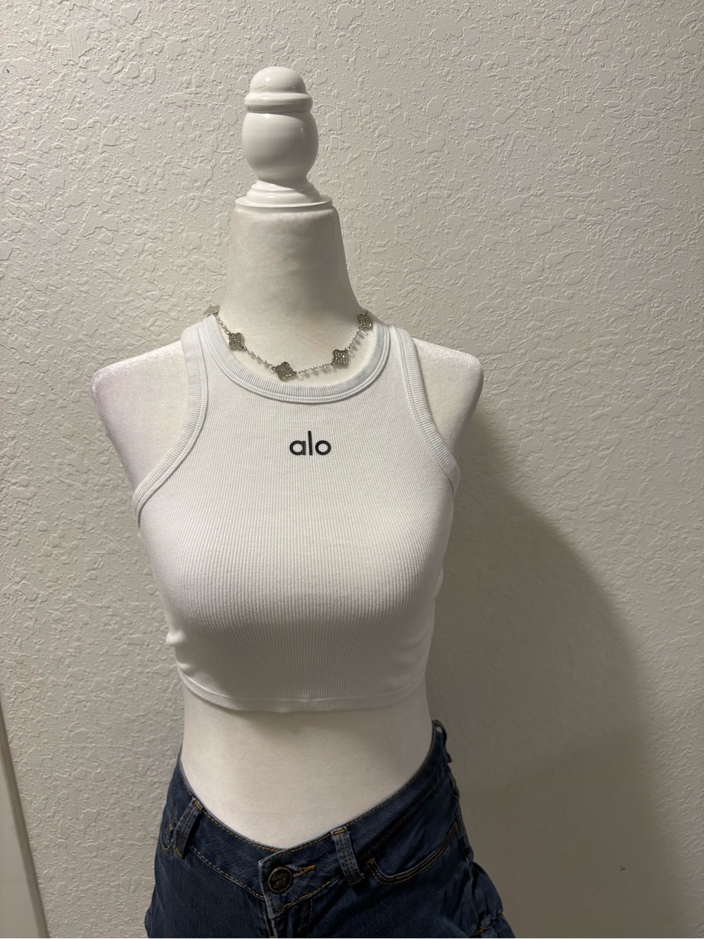 ALO Yoga White Ribbed Cropped Tank Top